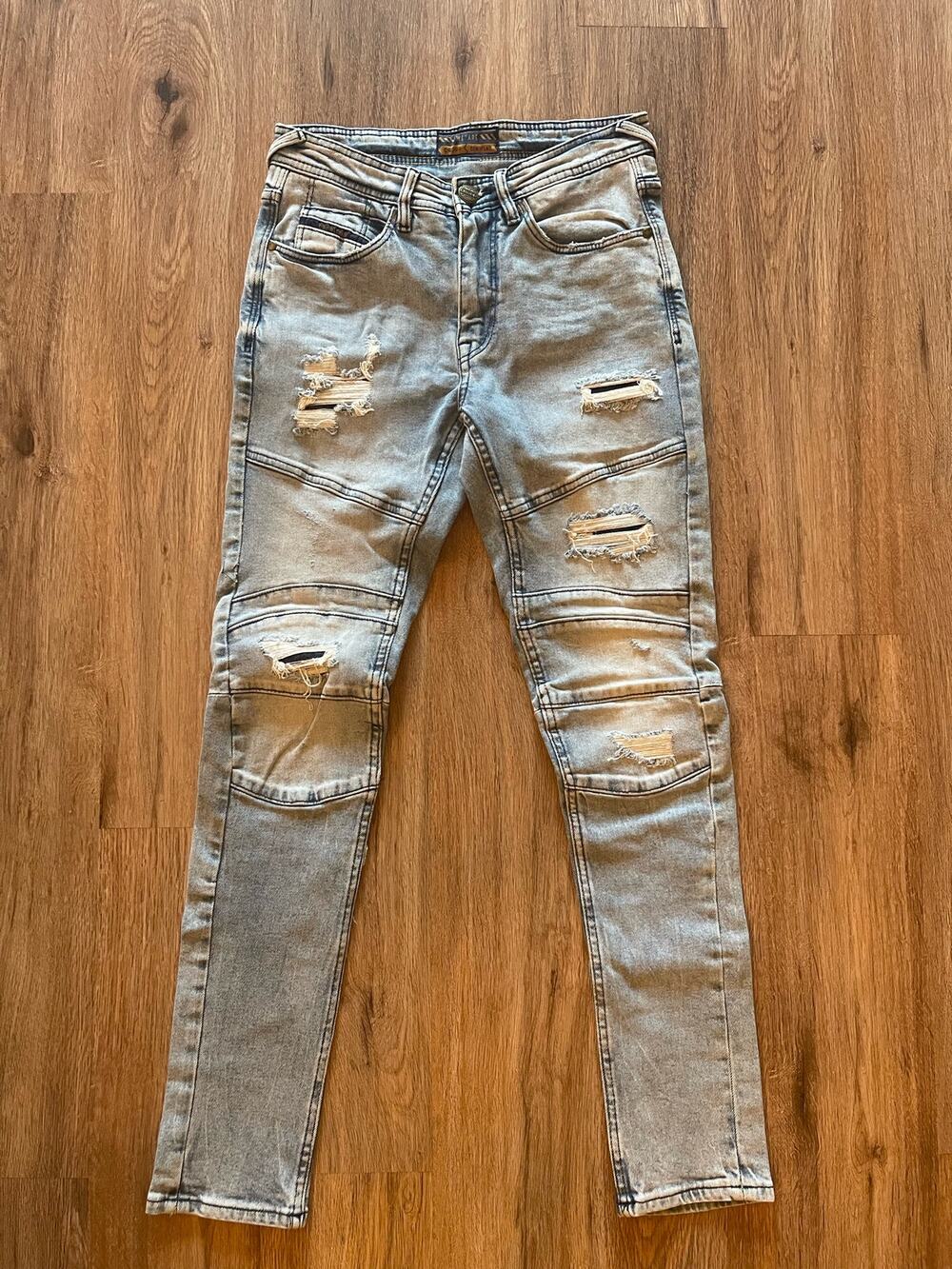 Cropp Denim Light Wash Distressed Slim Jeans Size 28x32
